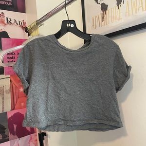 crop tee